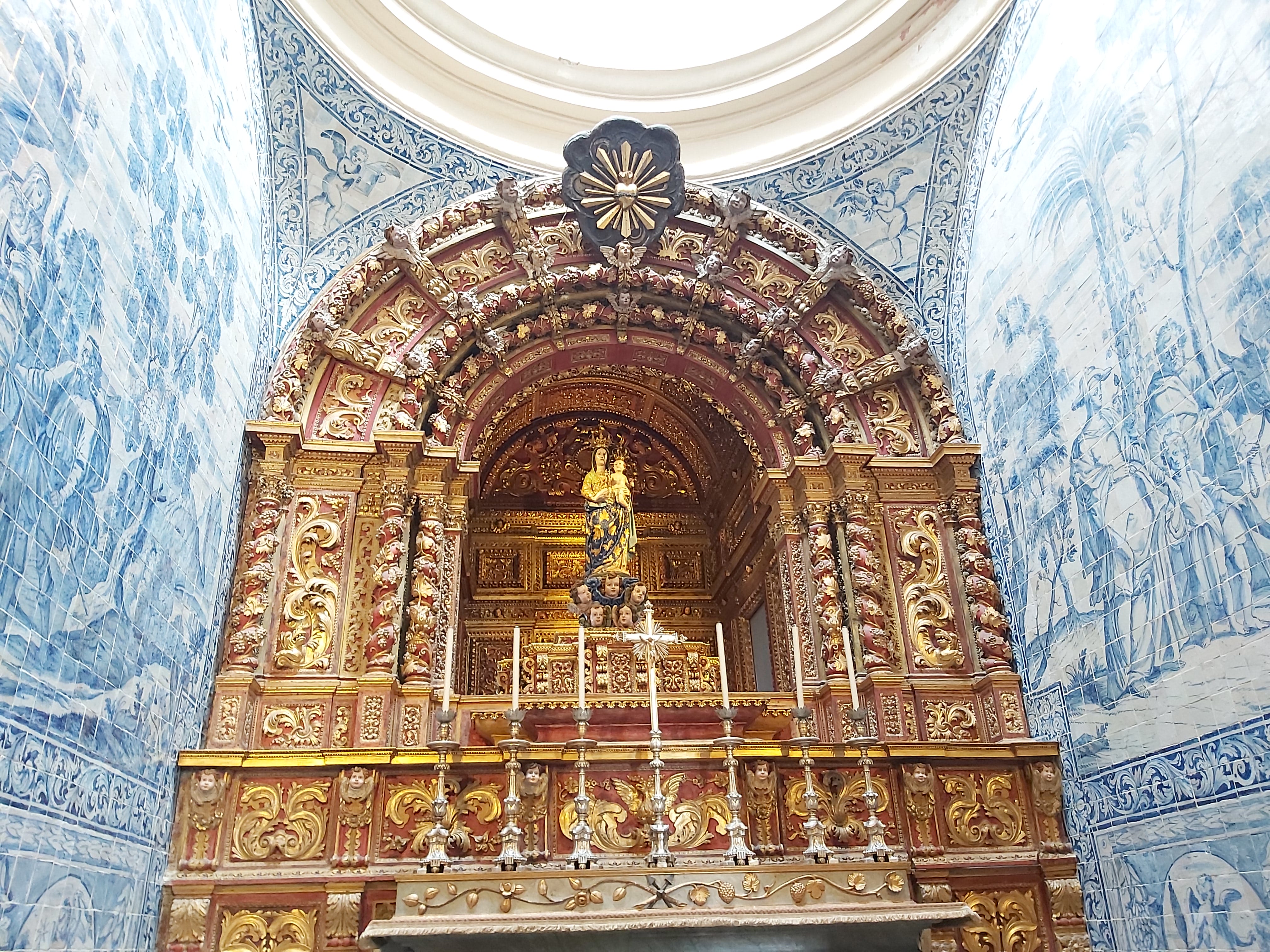 Gallery 32